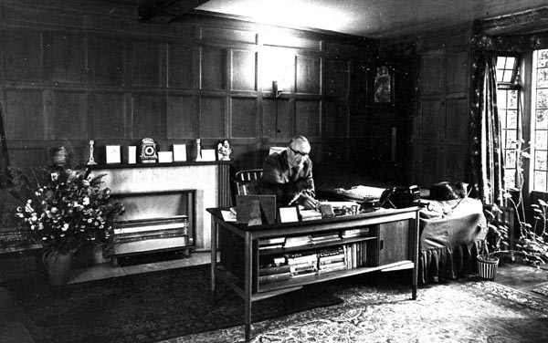 Mr Lyward in the Oak Room