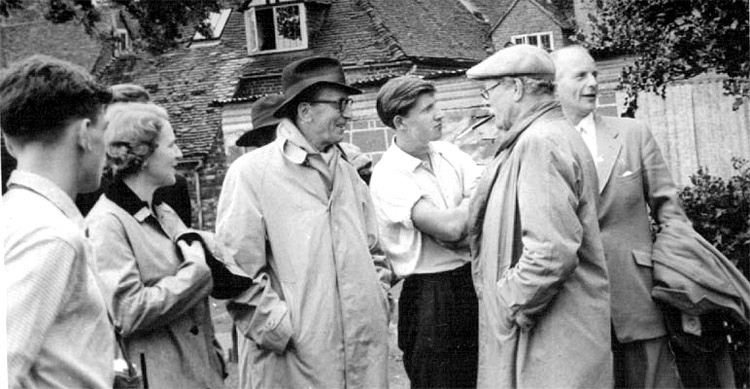 Chatting with Colonel Cozens